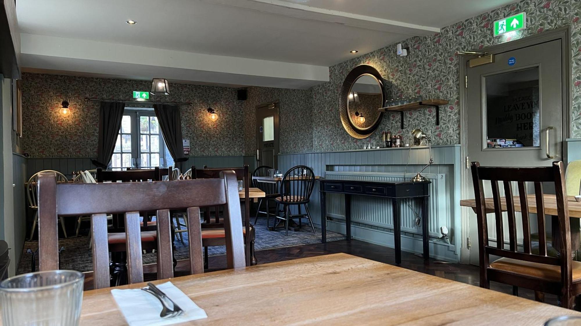 The Forresters Arms Kilburn Kilburn  Экстерьер фото