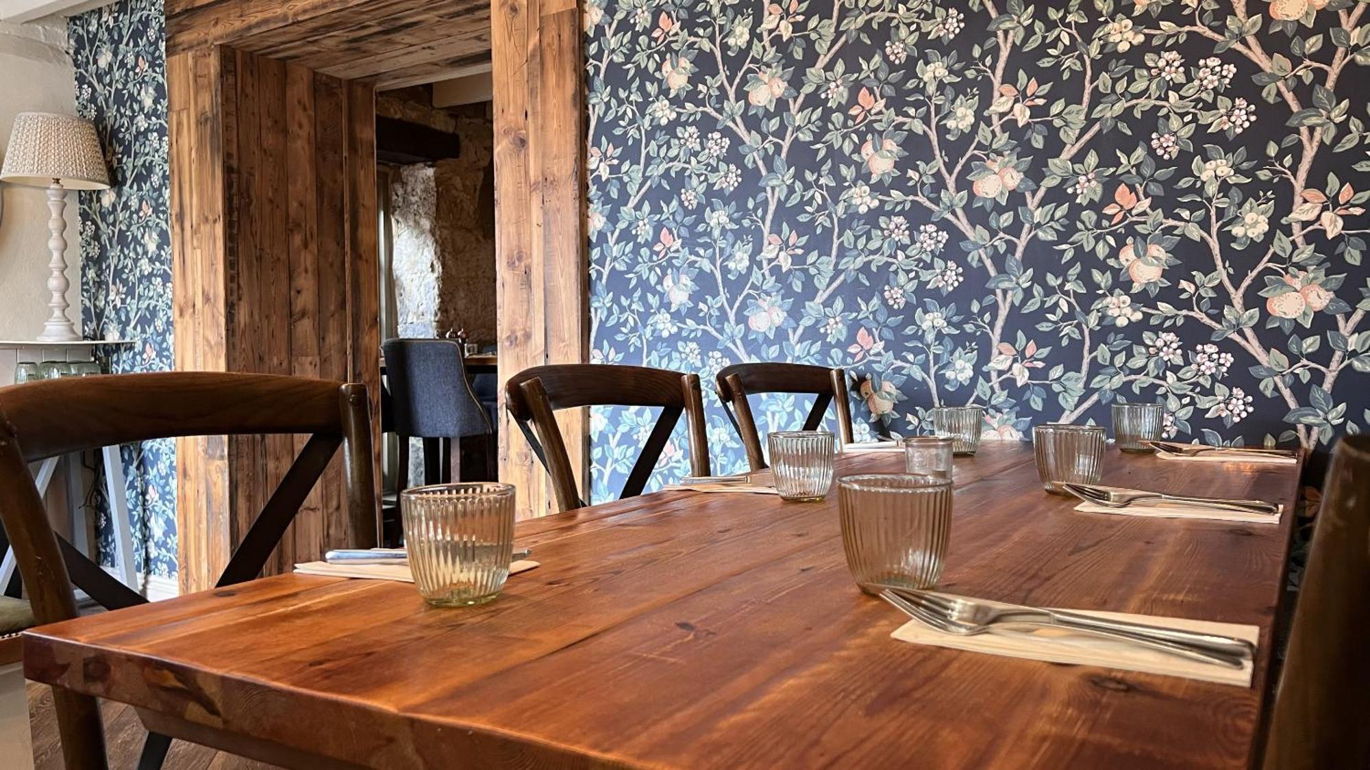The Forresters Arms Kilburn Kilburn  Экстерьер фото